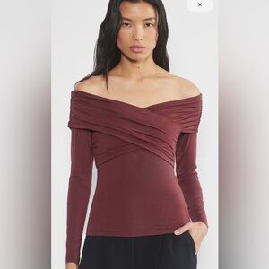 Aritzia Azalea long sleeve